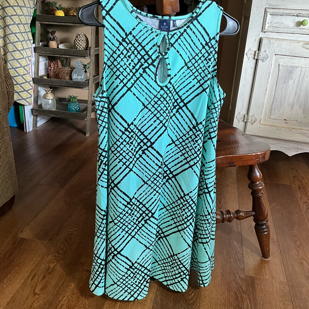Kari Blue medium sleeveless dress